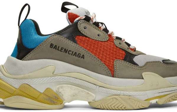 Balenciaga Sale the