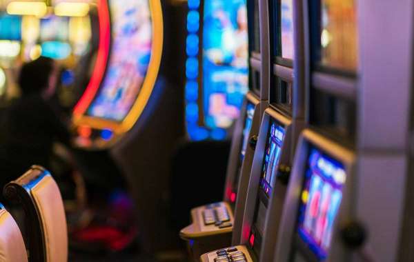 What Can Online Casinos Teach Us About Branding?