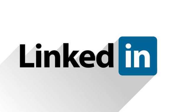 How to combine a blog and LinkedIn to make them a powerful weapon of attraction