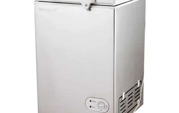 Solar Dc Freezer Has A Thick Insulating Layer And A Self-produced Compression Refrigeration System Optimized For Solar E