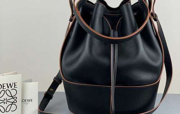 A Leather-based Backpack - A Sturdy Companion