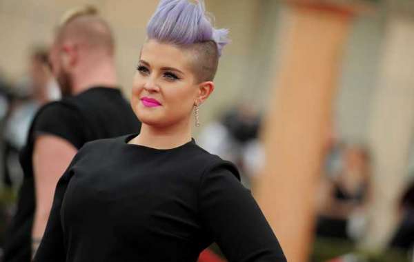 Kelly Osbourne Weight loss Fitness Journey