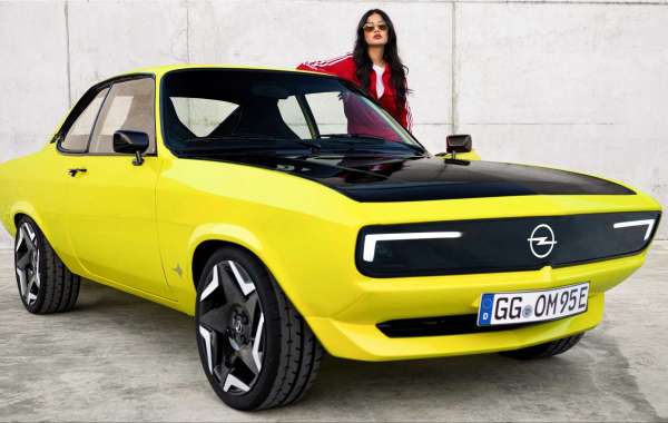 The new Opel Manta GSe ElektroMOD electric car