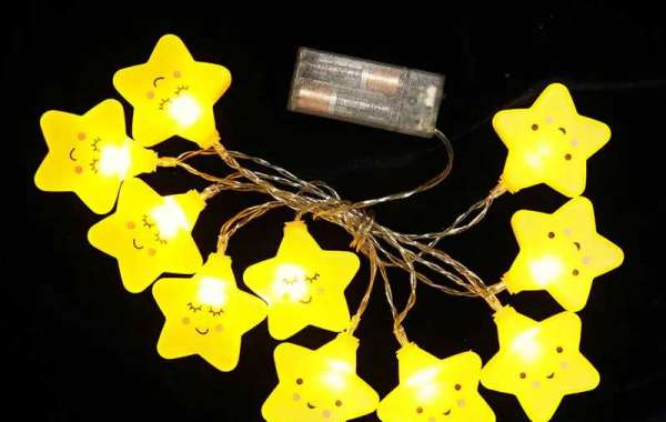 Christmas lights accessories make your garden shine