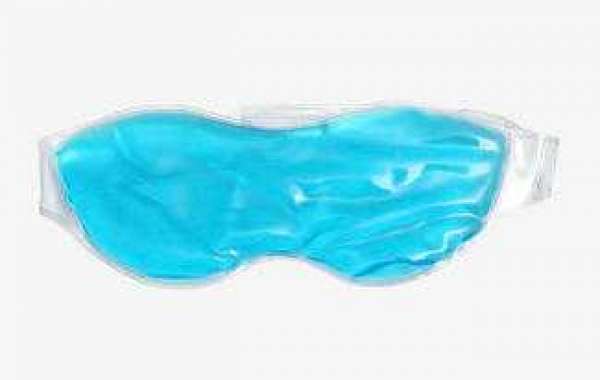 Ice gel eye mask has a calming effect