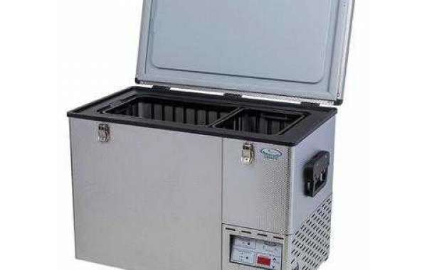Introduction to the characteristics of small portable car refrigerators