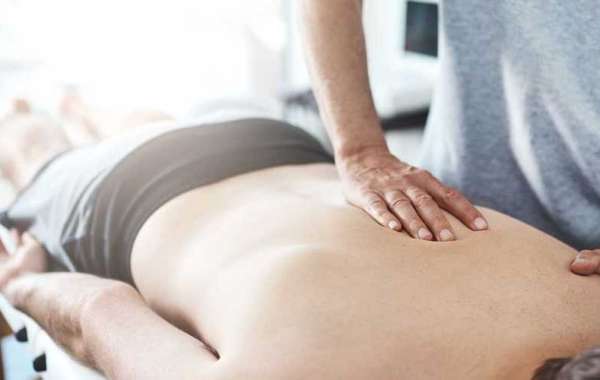 Four Challenges Chiropractors Face While Their Services