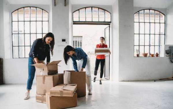 Movers and Packers in Dubai for local moving services