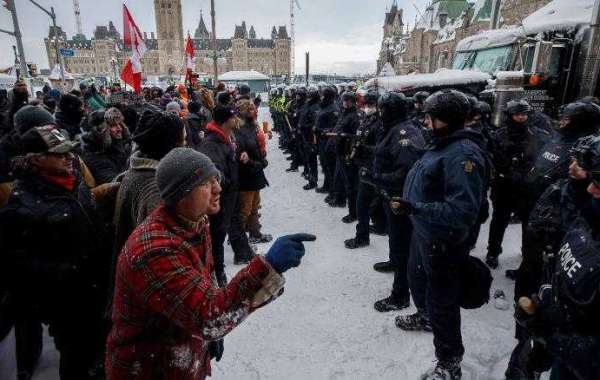 Nearly 200 people arrested in Ottawa protests as investigators look into 2 police-related incidents