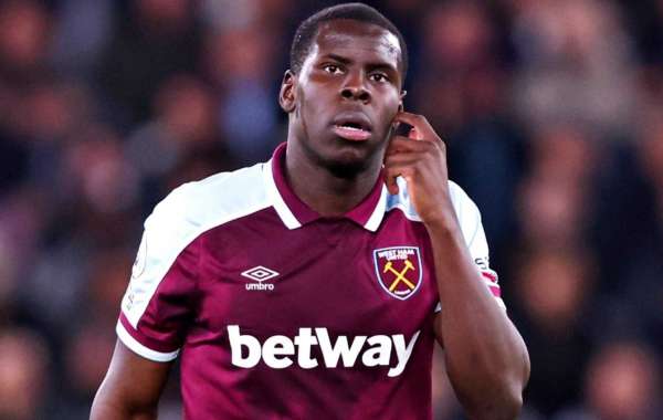 Kurt Zouma: RSPCA takes away West Ham defender’s cats after video