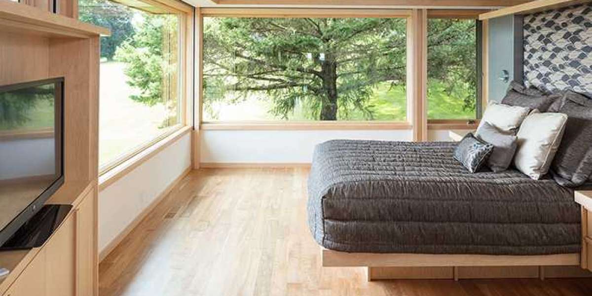 WHICH WINDOWS TO CHOOSE: PLASTIC OR WOODEN?