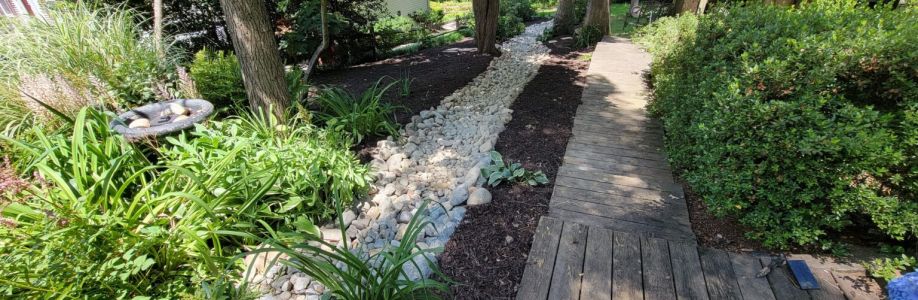 Solar Landscaping & Tree Service Cover Image