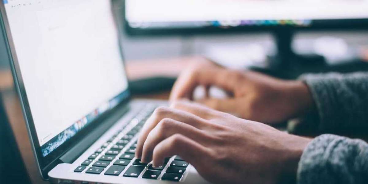 Tips Melamar Kerja Online Lewat Email Yang Benar