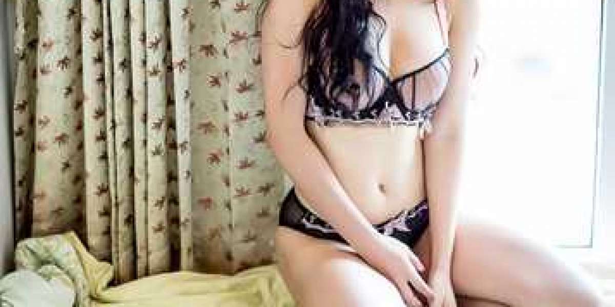What to look for in Escort Agency in Mumbai?