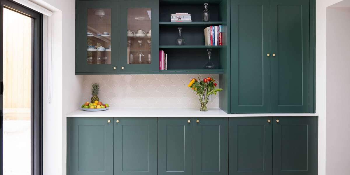 Choosing a Color for Kitchen Cabinets at South Shore Custom Cabinets
