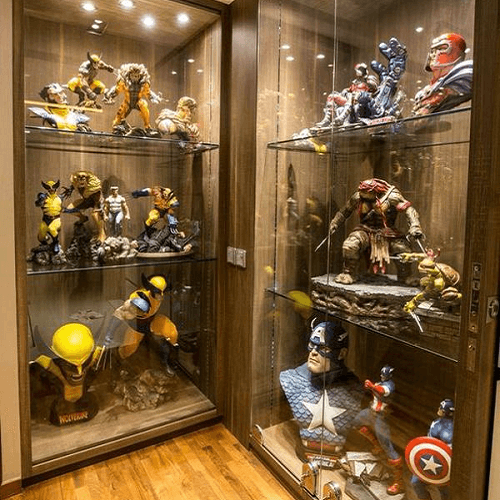 TOY Display Cabinets - LA MAISON CARPENTRY