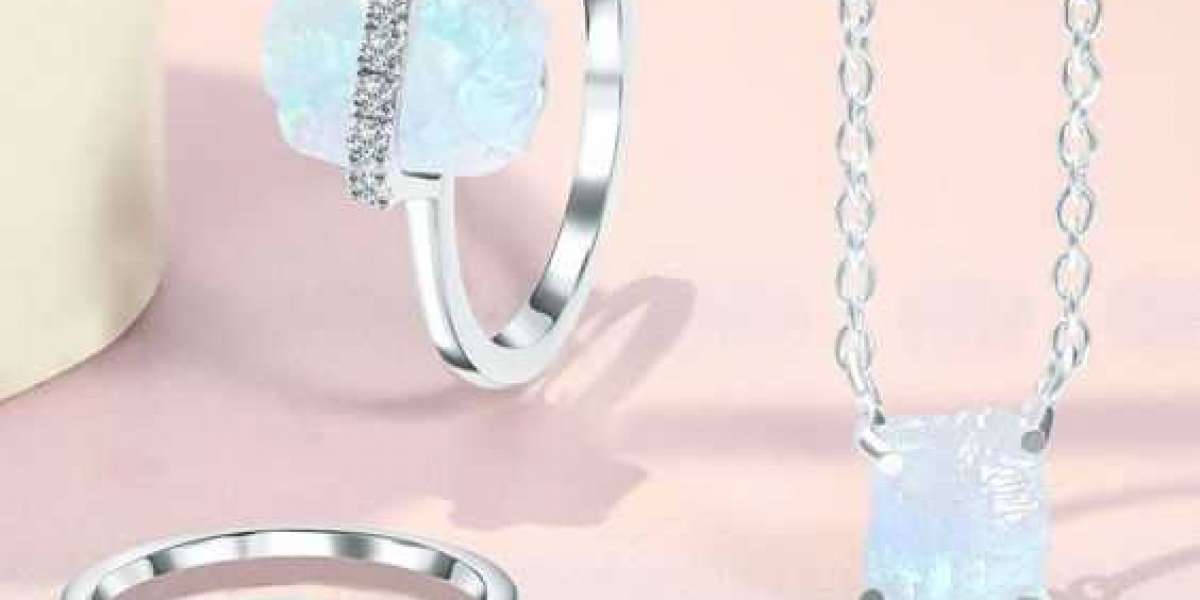 Trendy Moonstone Jewelry For Promising Look