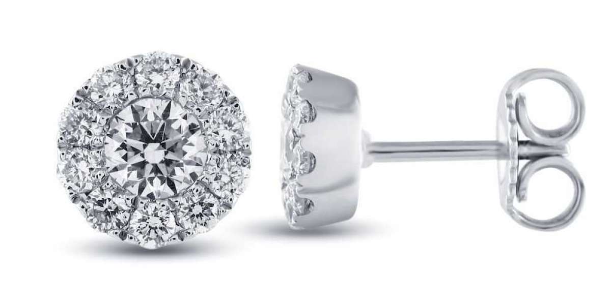 Trending Diamond Earrings That You Should Wear This 2022