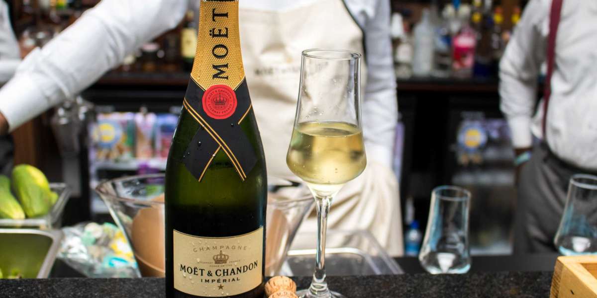 Tips for storing champagne bottle for a few days without losing its freshness