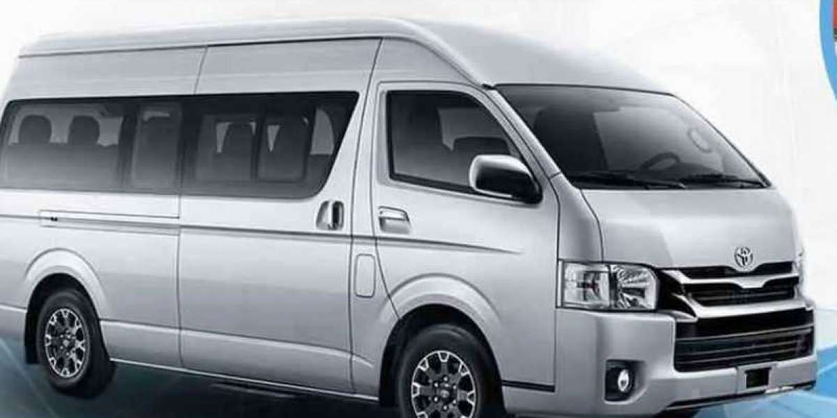 Toyota Hiace Commuter Kesayangan Sewa Mobil Keluarga