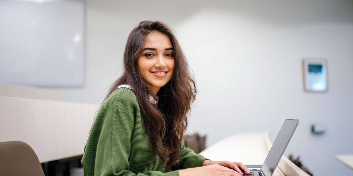 Get the Best digital marketing course in amritsar with Webipher!