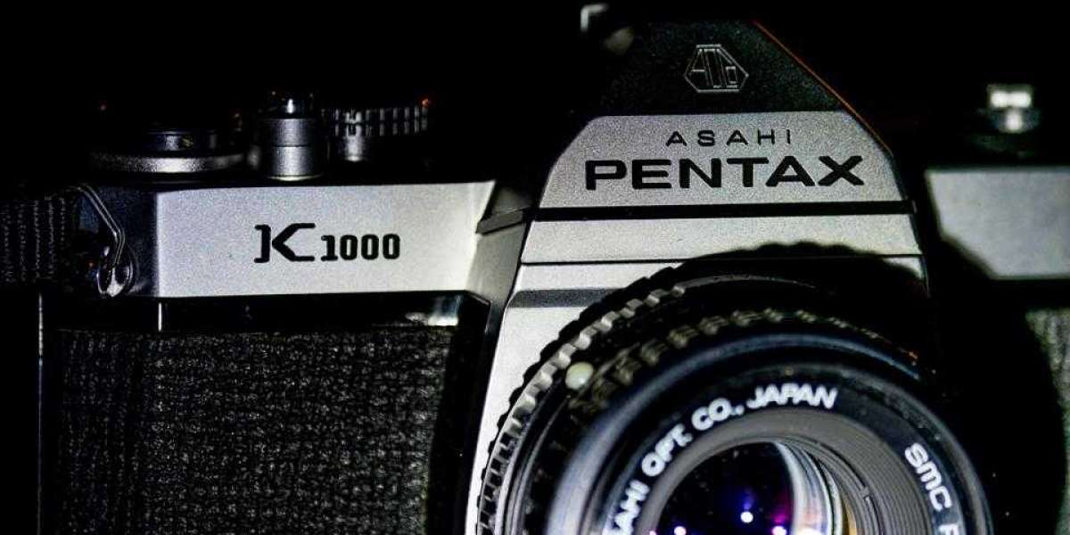 A Comprehensive Guide to Film Photography Cameras | Explained!