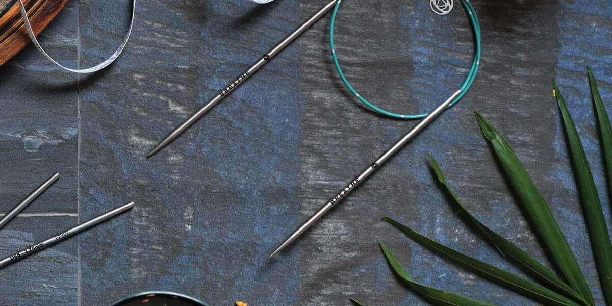 A Guide to Knitting Needle Sizes and Lengths