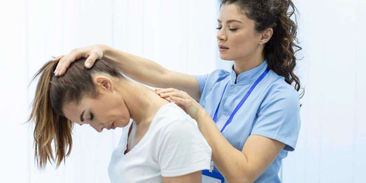 Effective Chiropractic Treatment for Neck and Shoulder Pain: Relieving Discomfort and Restoring Mobility