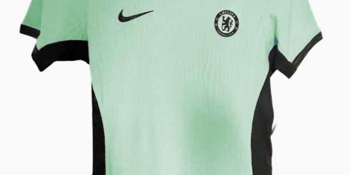 Nike Chelsea 23-24 tretja gostujoča oprema + predtekmovanje + puščanje treninga