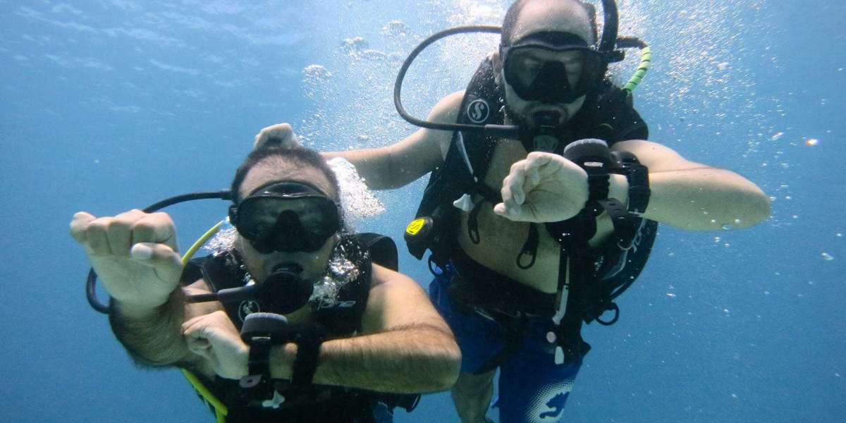 How Can You Plan Your Dive Adventure with Phuket Diving Package Options?