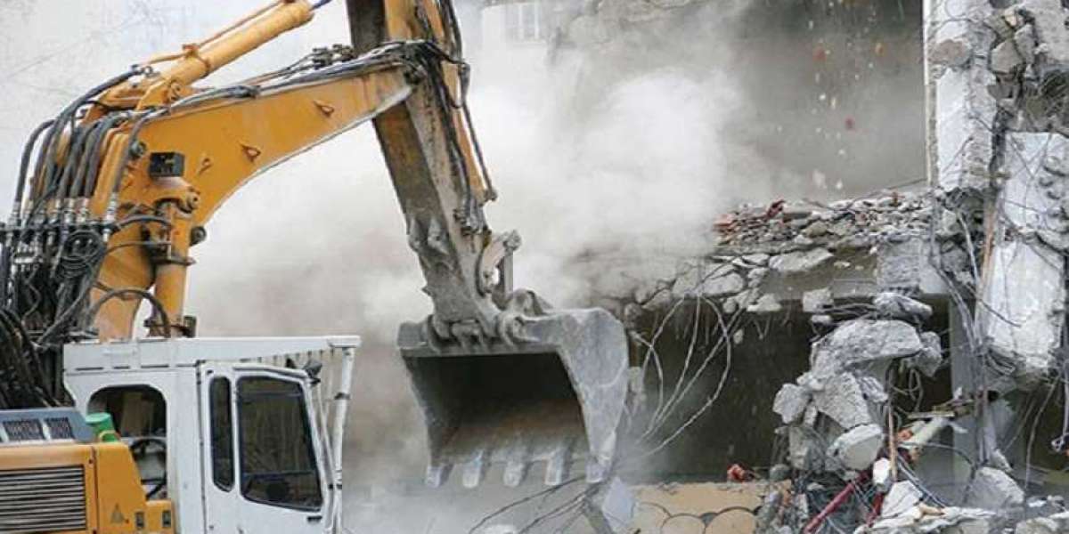 Risks Involved in Tight Access Demolition: What They Are and How to Avoid Them