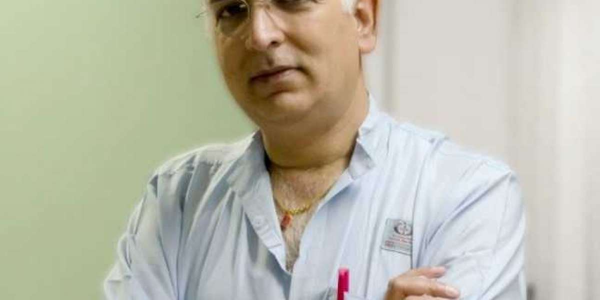 Who is the leading Heart Surgery Specialist in Delhi?