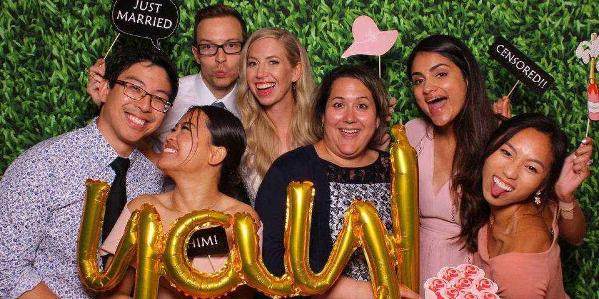Photo Booth Rental Miami Prices | Insights for Smart Event Planning
