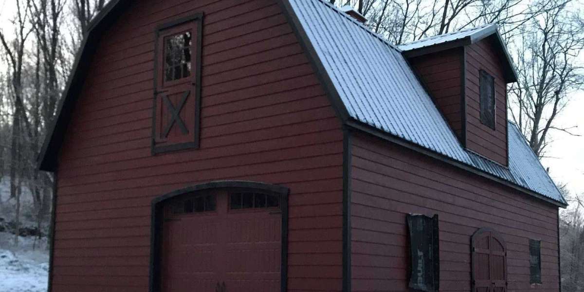 Why Choose a Bespoke Horse Barn Builder for Your Dream Barn