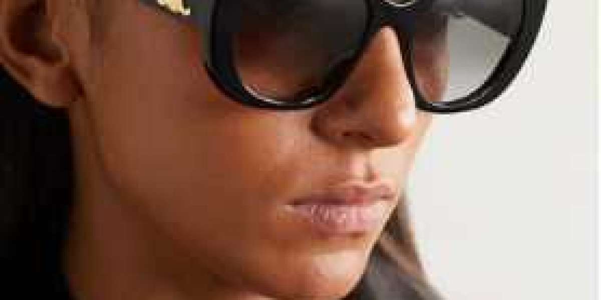 Why You Must Add Celine Sunglasses Toronto To Your Wardrobe?